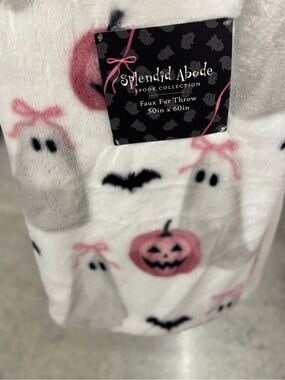 Splendid Girls' White Pink Halloween Ghosts Faux Fur Throw
